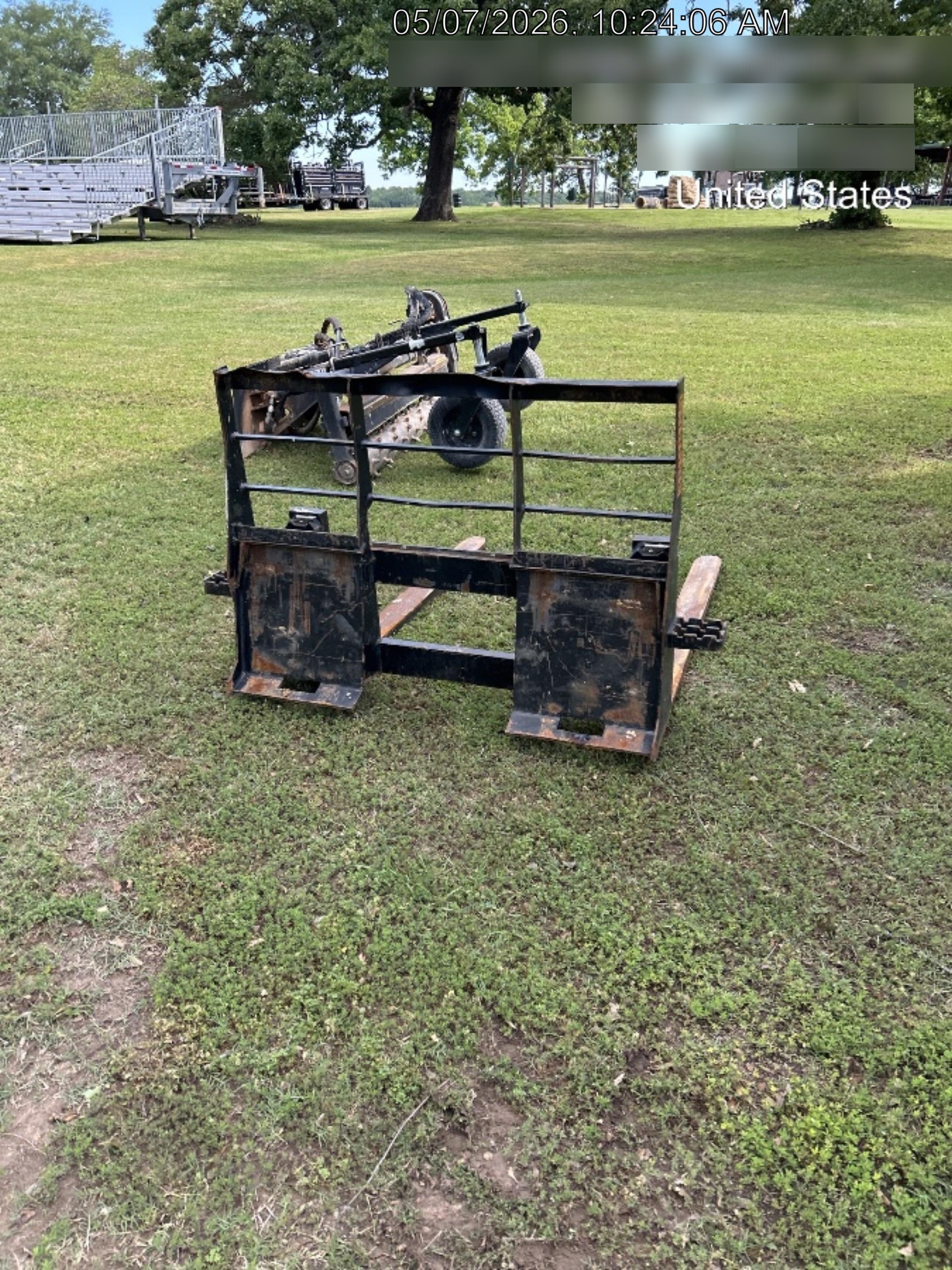 2024 ARROW MATERIAL HANDLING 48" Pallet Forks - Arrow