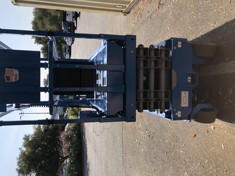 2020 Genie GS-1930 Solid Non Marking Tires, Beacon, Folding rails with half height swing gate, 800W Inverter