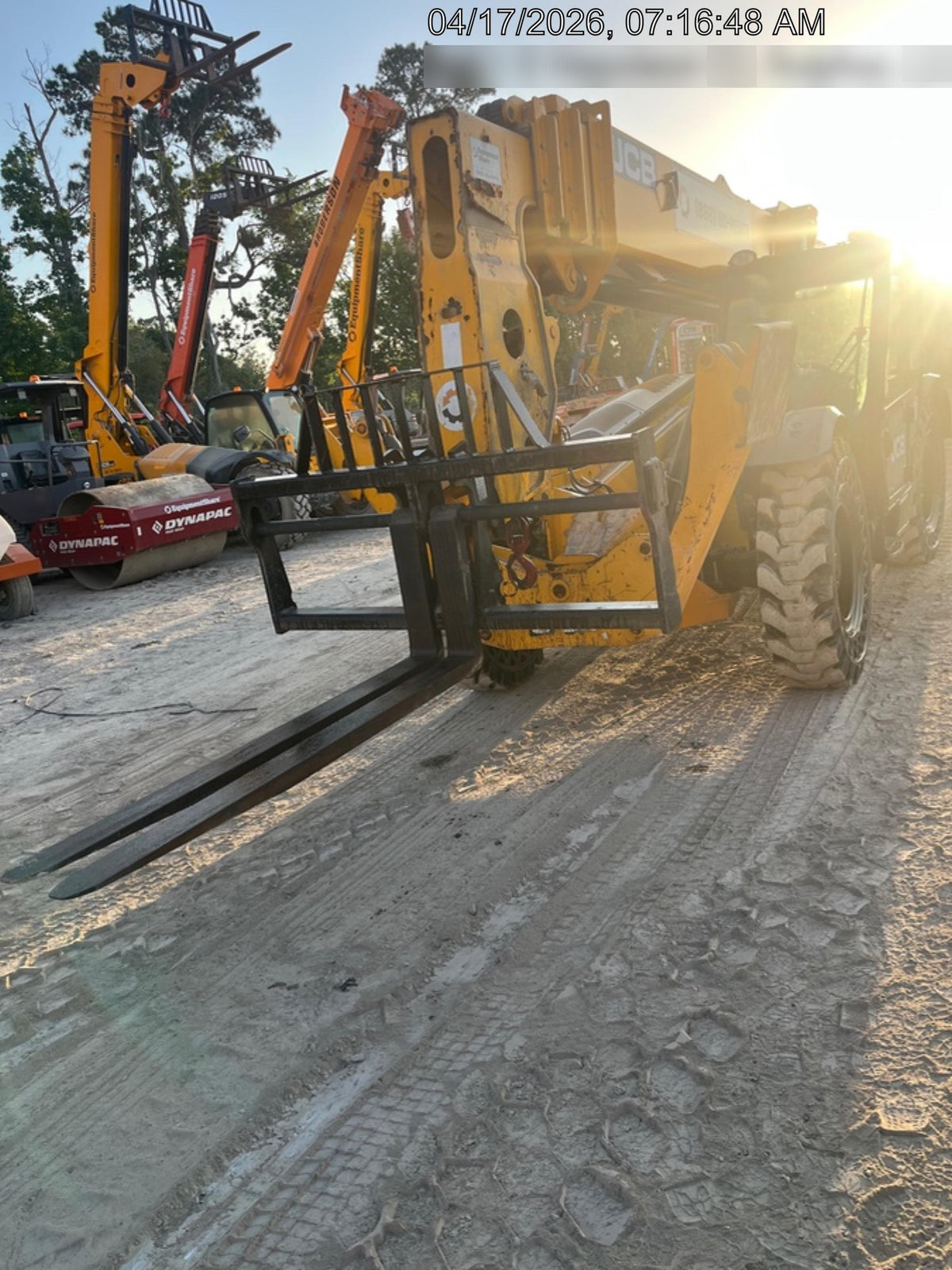 2020 JCB 510-56