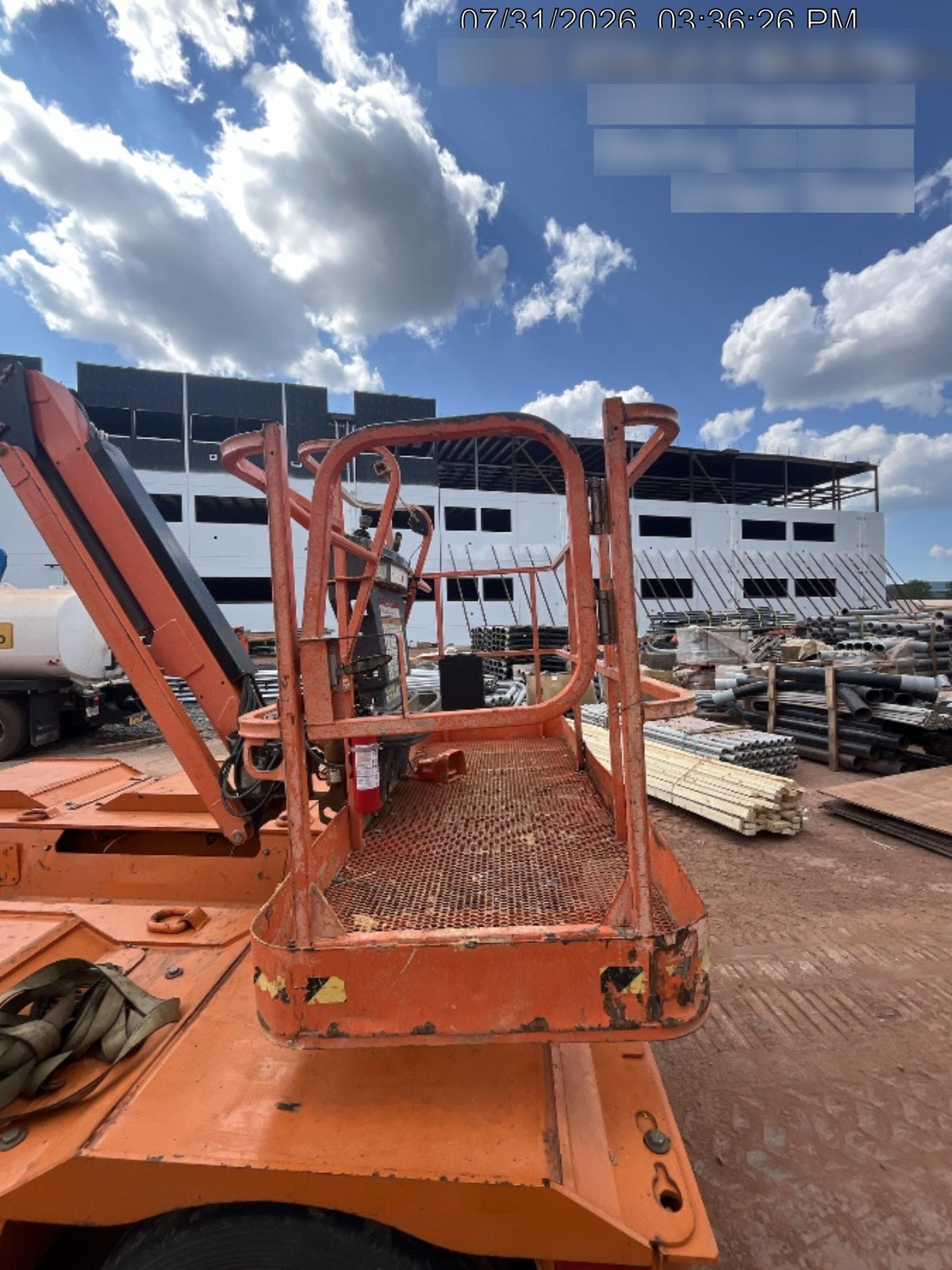 2022 JLG 860SJ