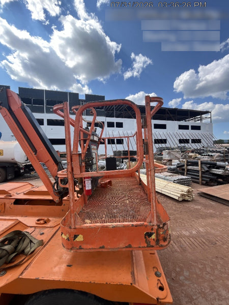2022 JLG 860SJ