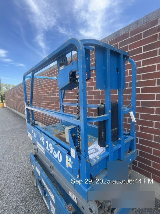 2018 Genie GS-1930 Genie GS-1930 w/Fixed Rail, Chain Entry