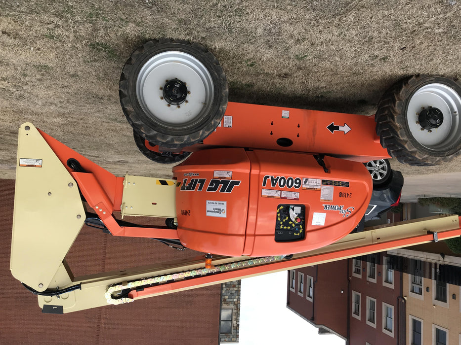 2019 JLG 600AJ