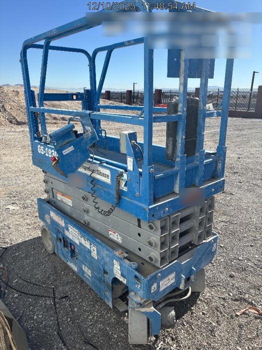 2019 Genie GS-1930 Half Height Swing Gate, 800W Inverter