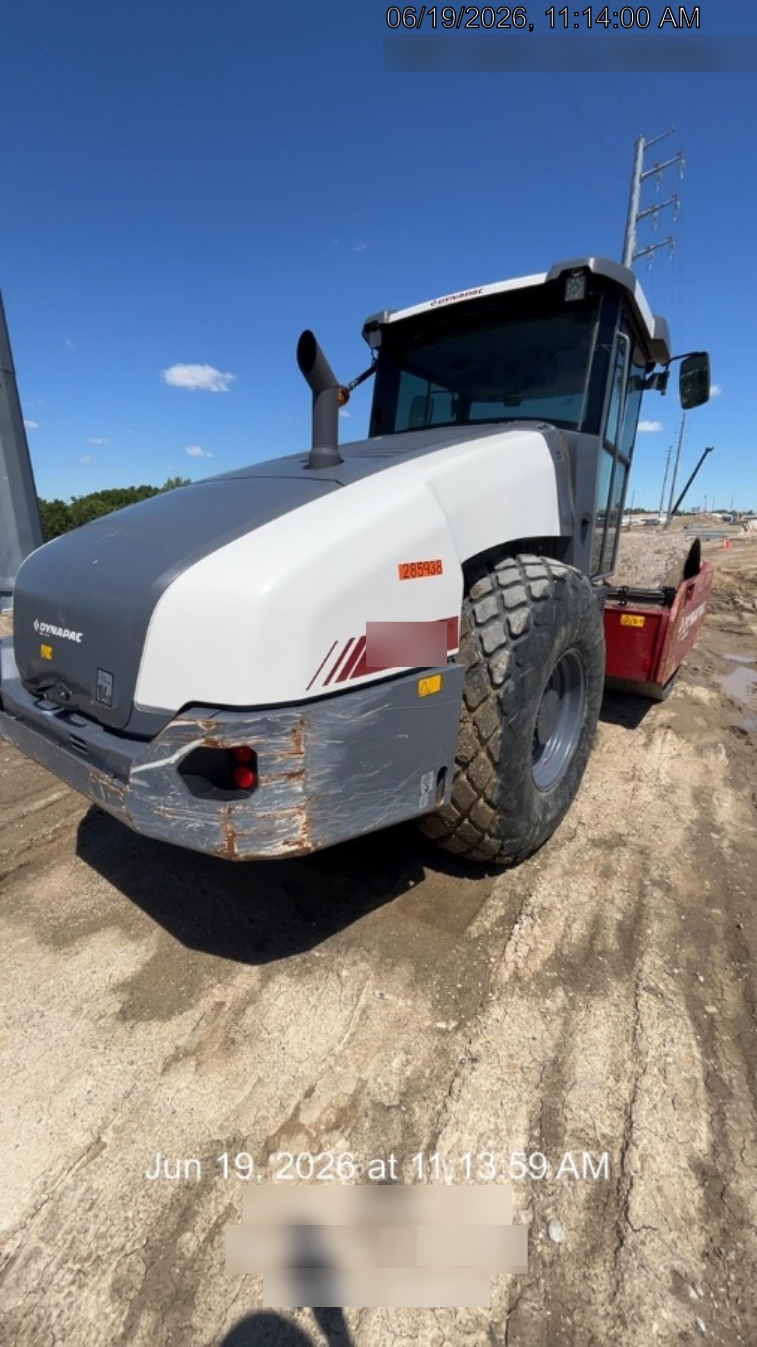 2023 DYNAPAC CA2500D