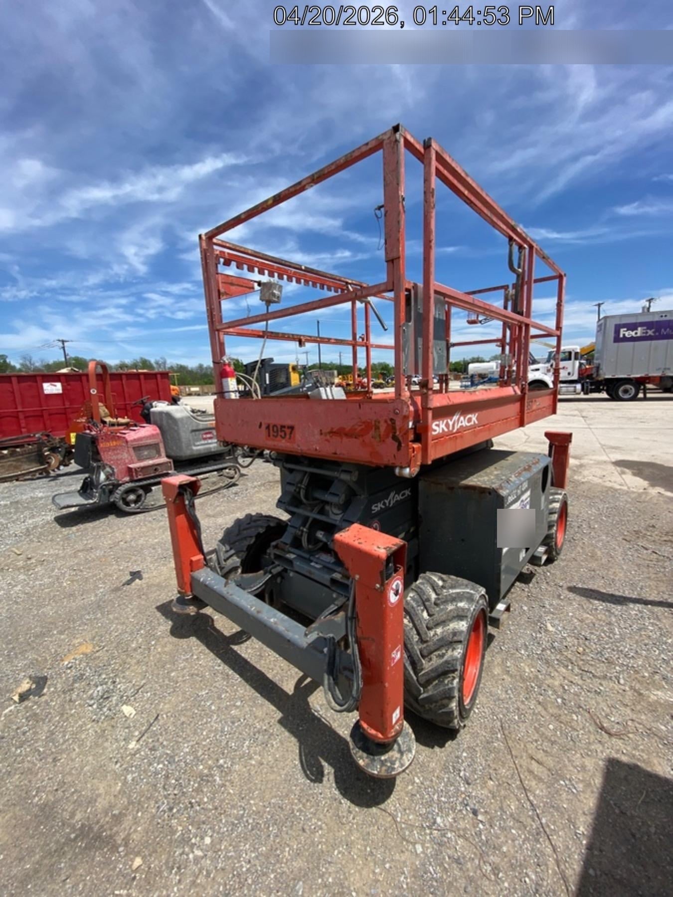 2016 SKYJACK SJ6832 RT