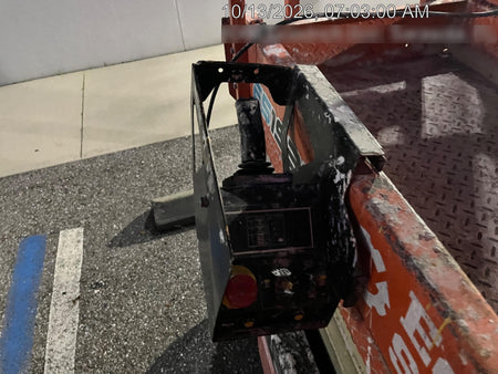 2023 JLG ES1932