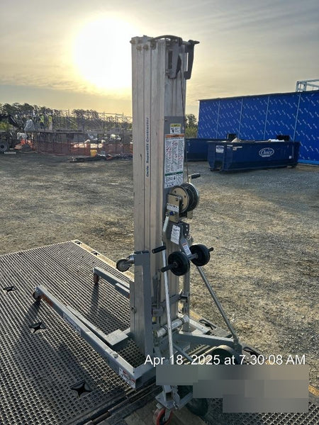 2020 GENIE SLC-24