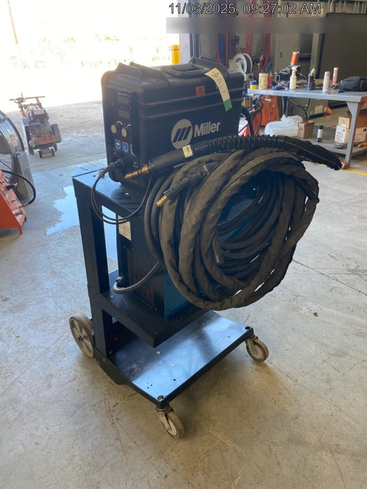 2023 MILLER ELECTRIC XR-AlumaFeed