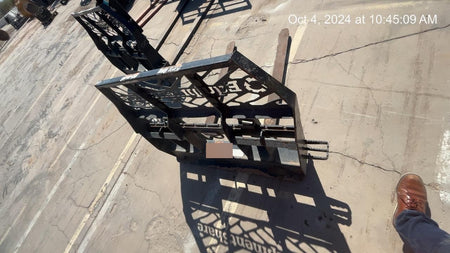 2021 PALADIN 48" Pallet Forks - Paladin