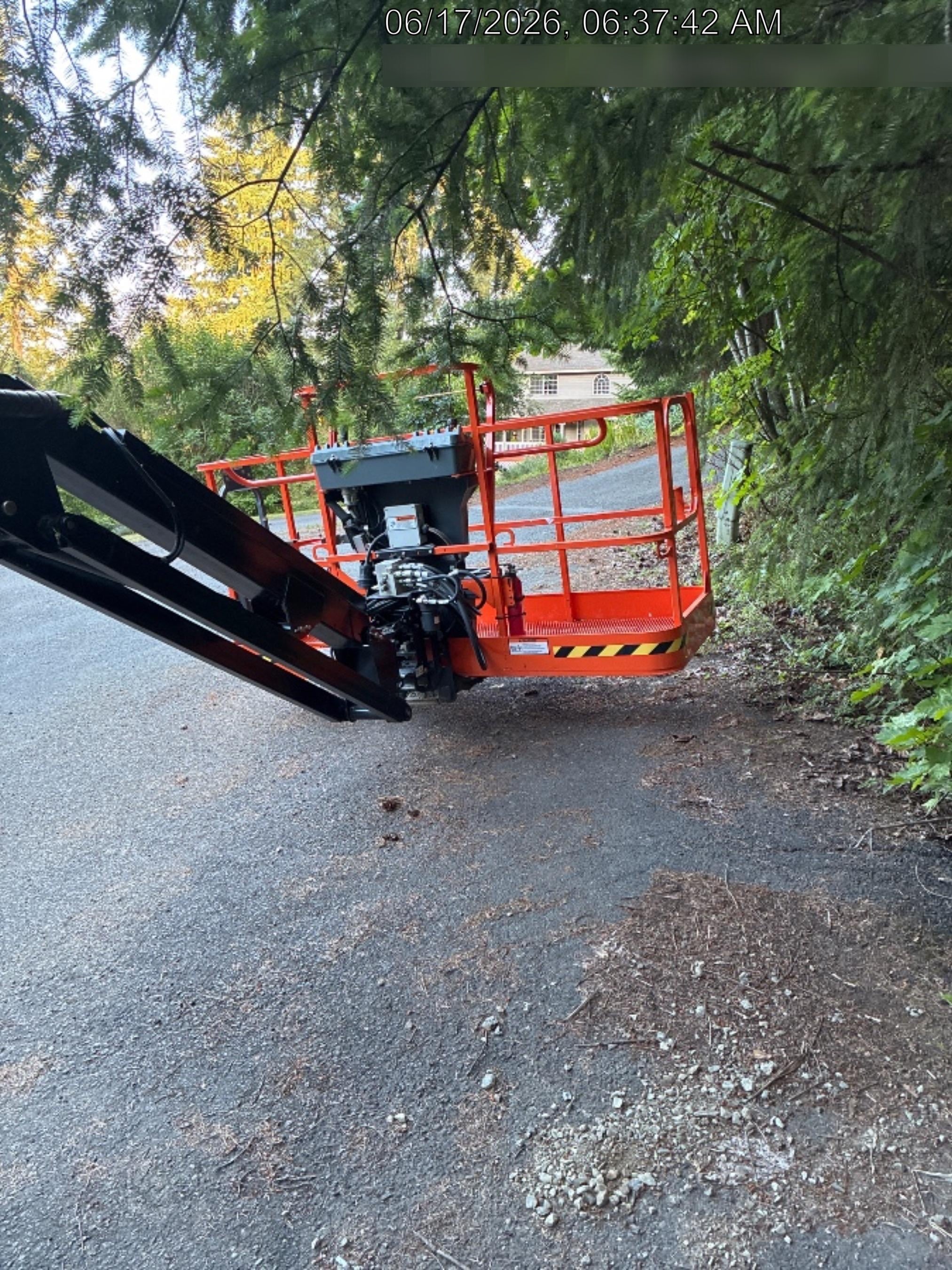 2025 JLG 660SJ