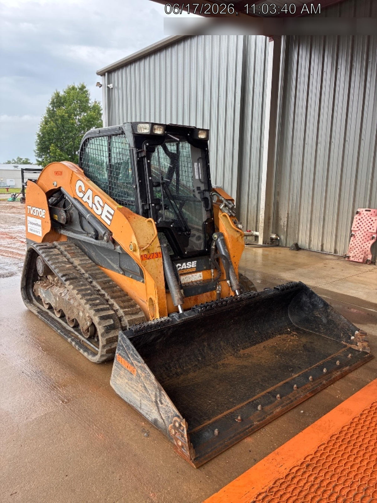 2021 CASE TV370B