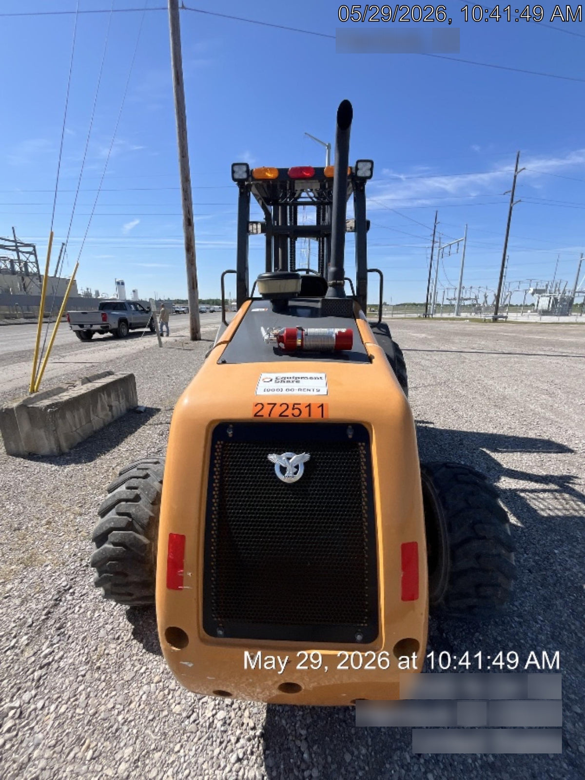 2023 CASE 588H