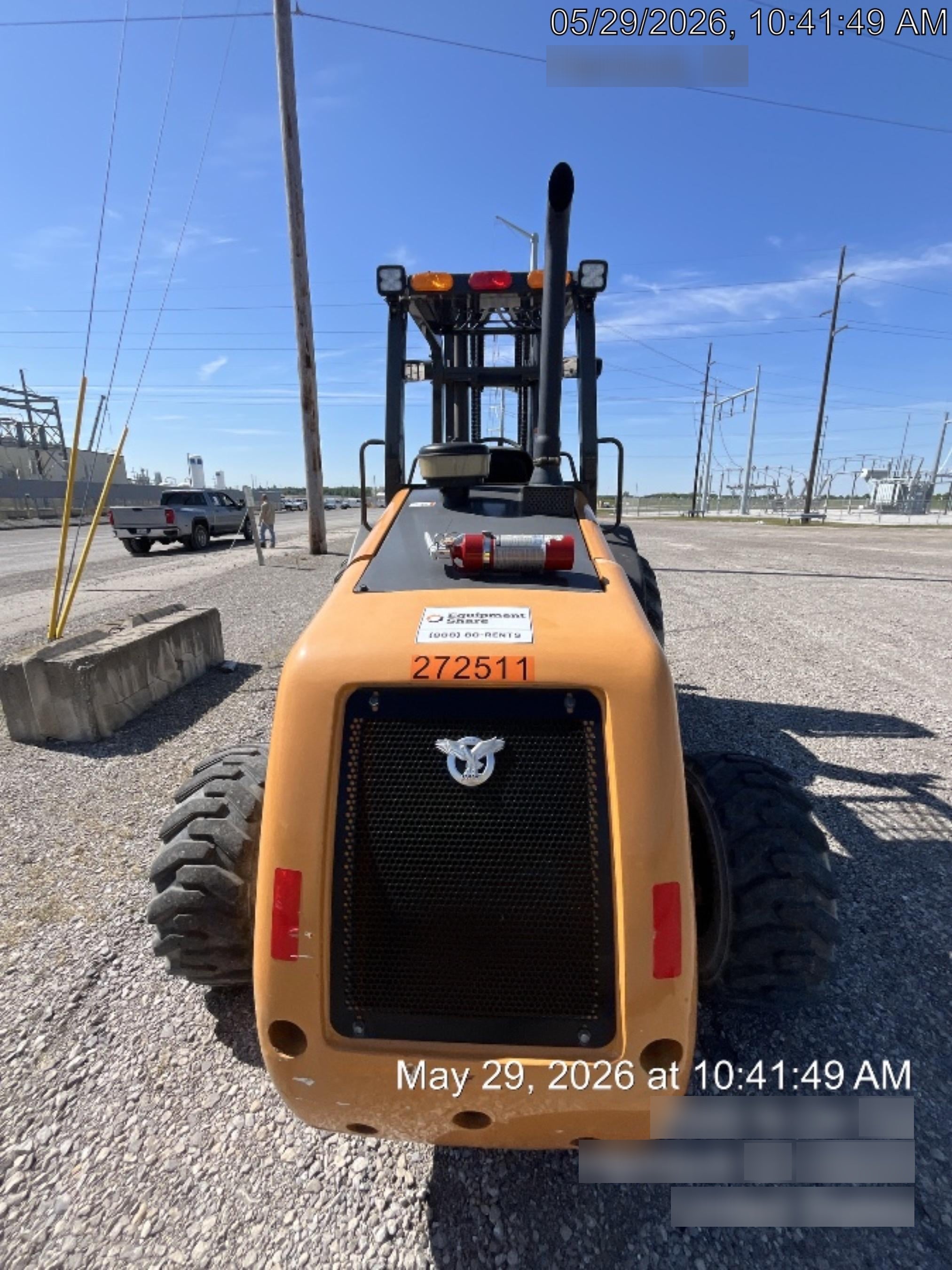 2023 CASE 588H