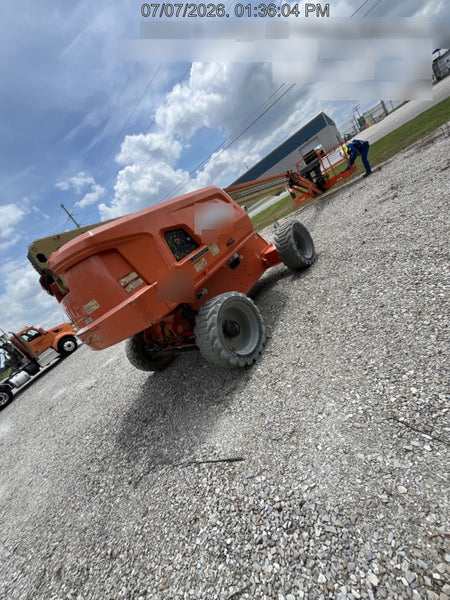 2019 JLG 660SJ
