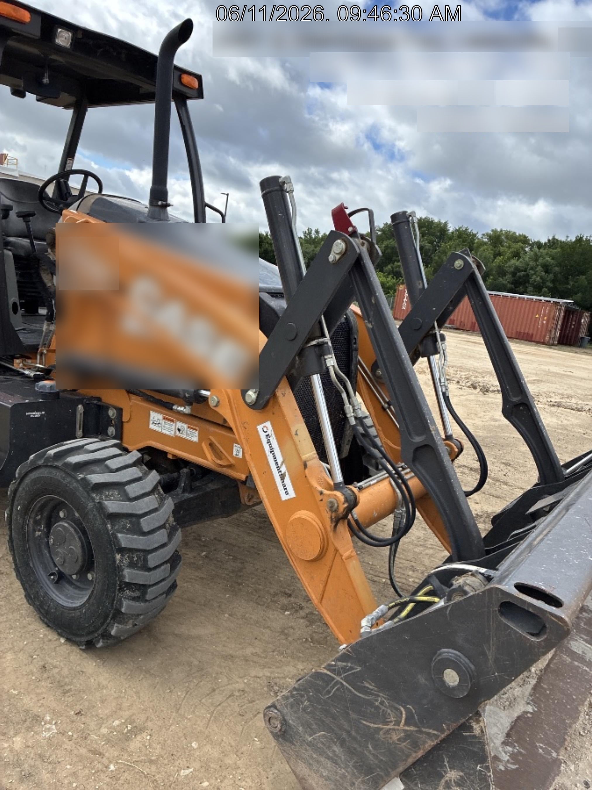 2023 CASE 570N EP