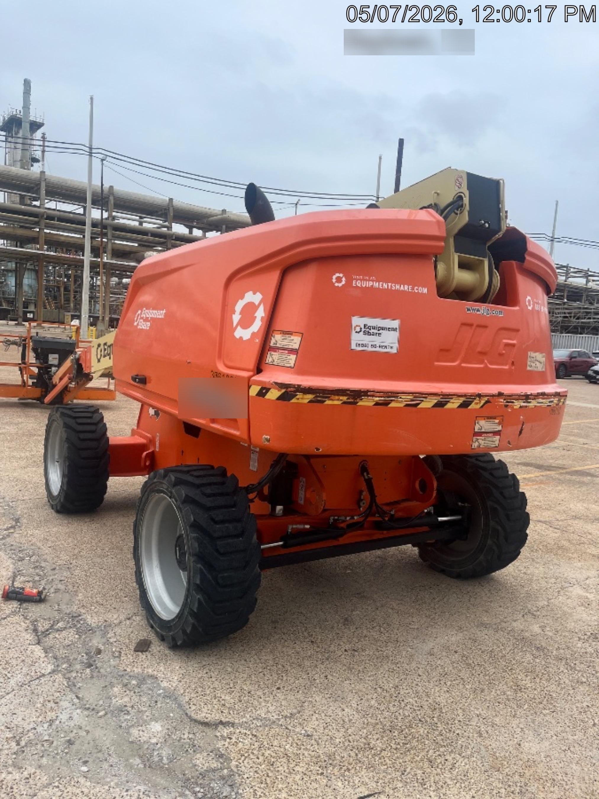 2023 JLG 660SJ