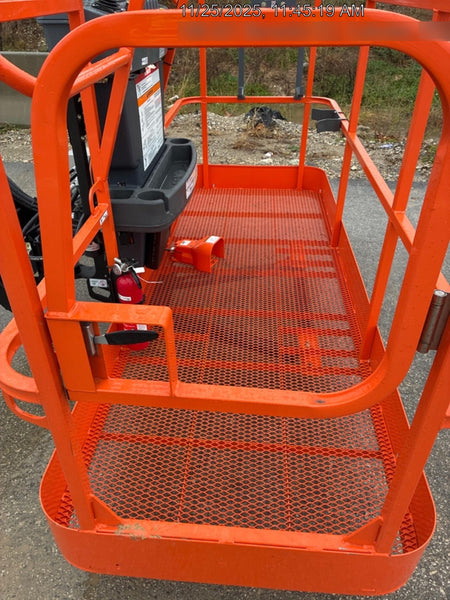 2025 JLG 860SJ