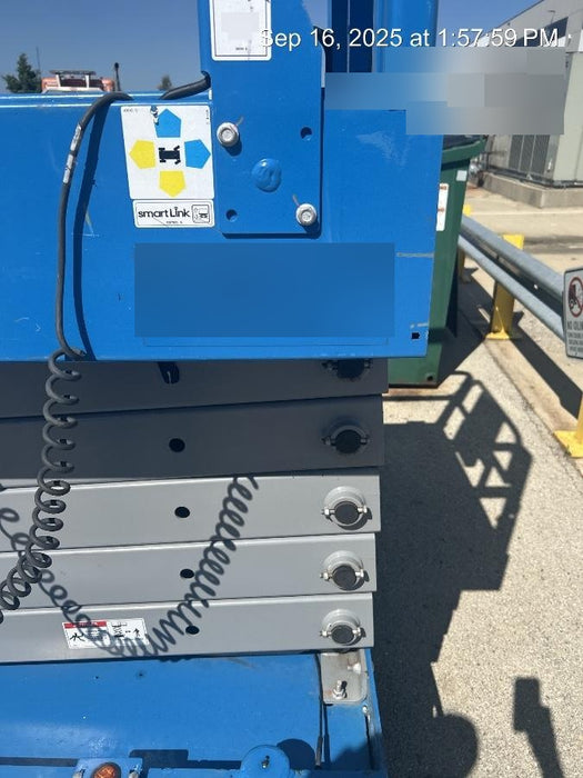 2019 Genie GS-4047 Folding rails with half height swing gate