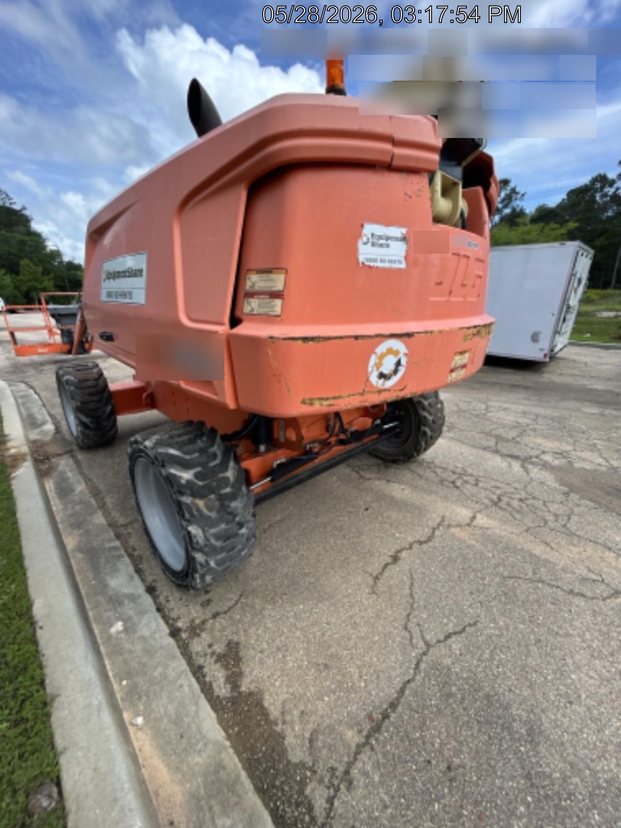 2019 JLG 660SJ