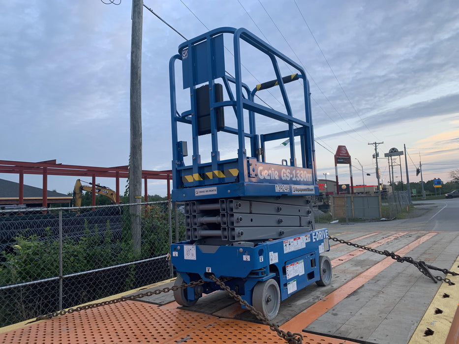 2021 GENIE GS-1330m