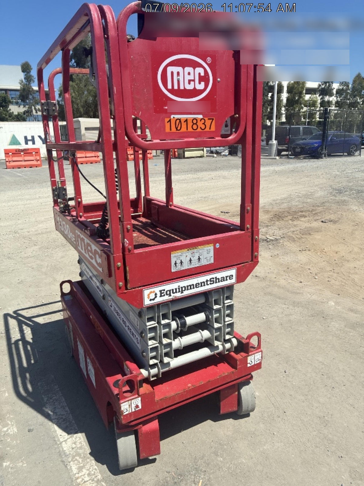 2020 MEC 1330SE Solid NM Tires, Steel Swing out Doors, LCS, Beacon, 900W Invertor