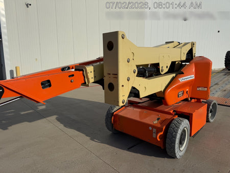 2019 JLG E400AJPN