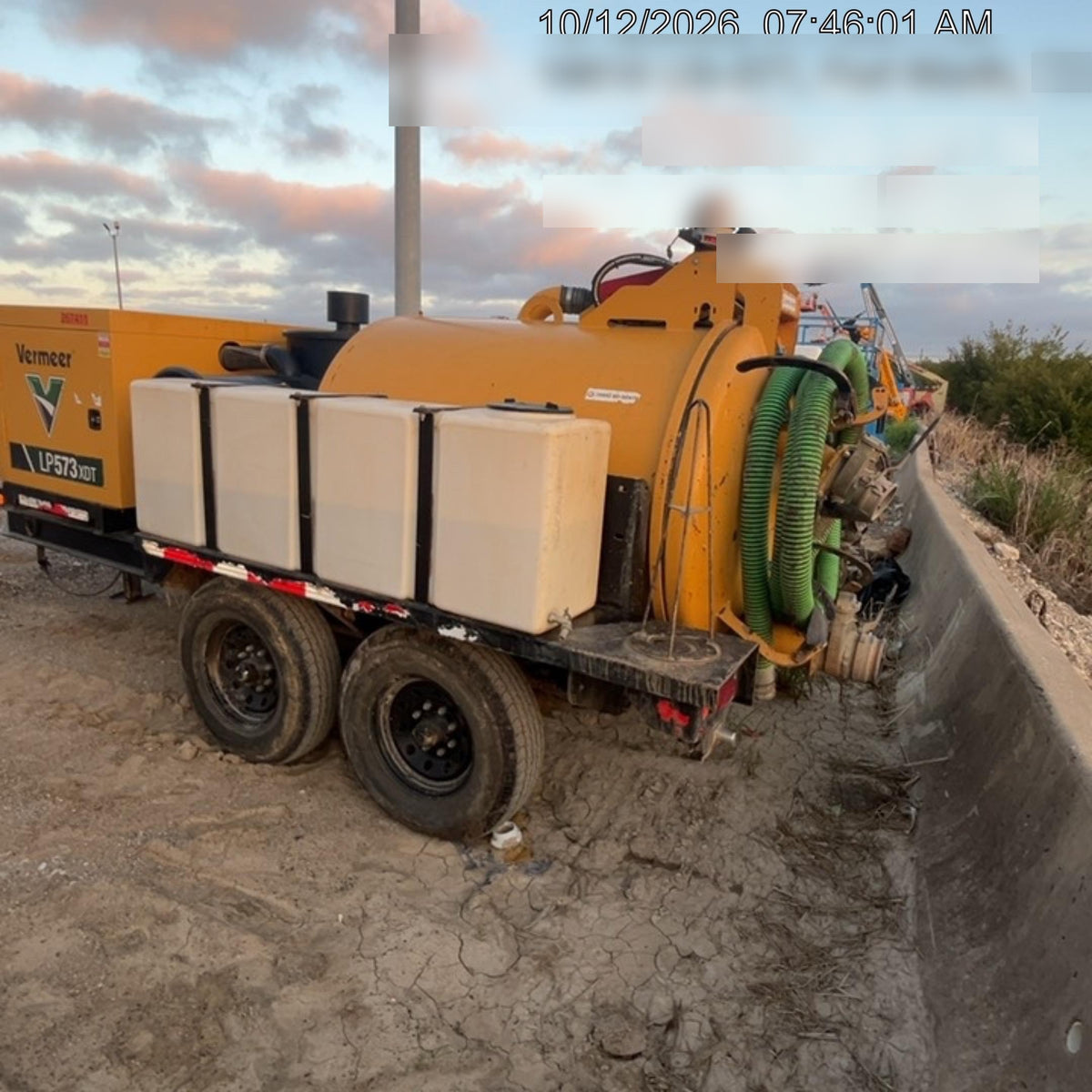 2023 VAC-TRON LP573XDT