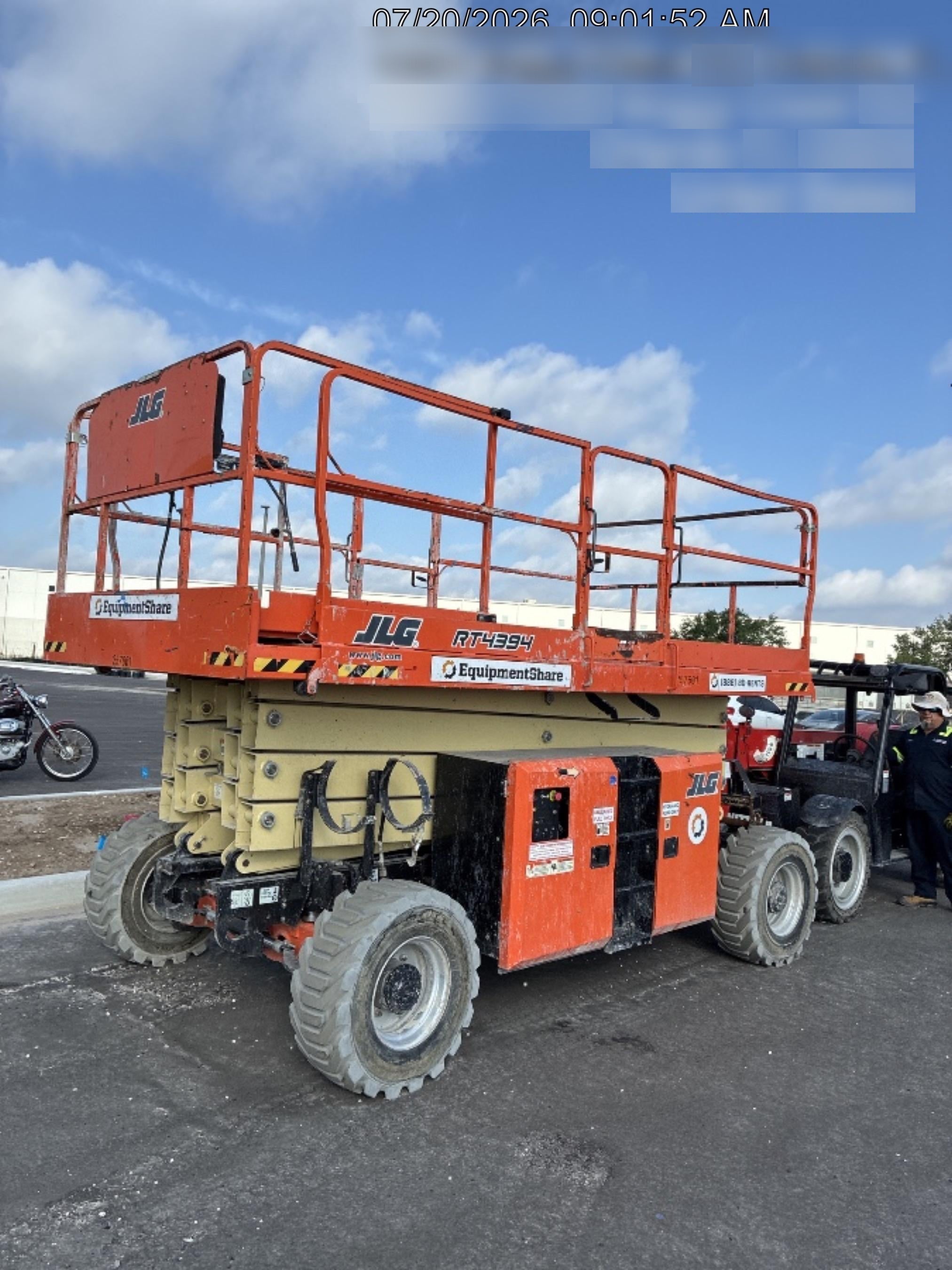 2022 JLG 4394RT