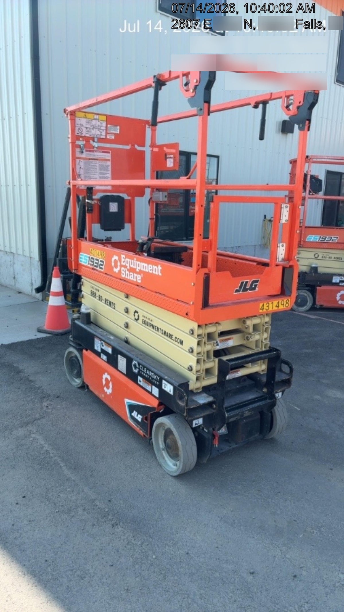 2024 JLG ES1932