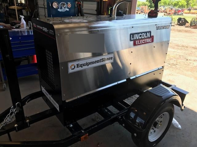 2019 Lincoln Electric Vantage 322 Lincoln Vantage 322 Welder w/Trailer, Light Kit, Cable Rack