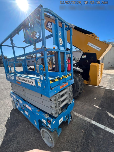 2023 GENIE GS-2632