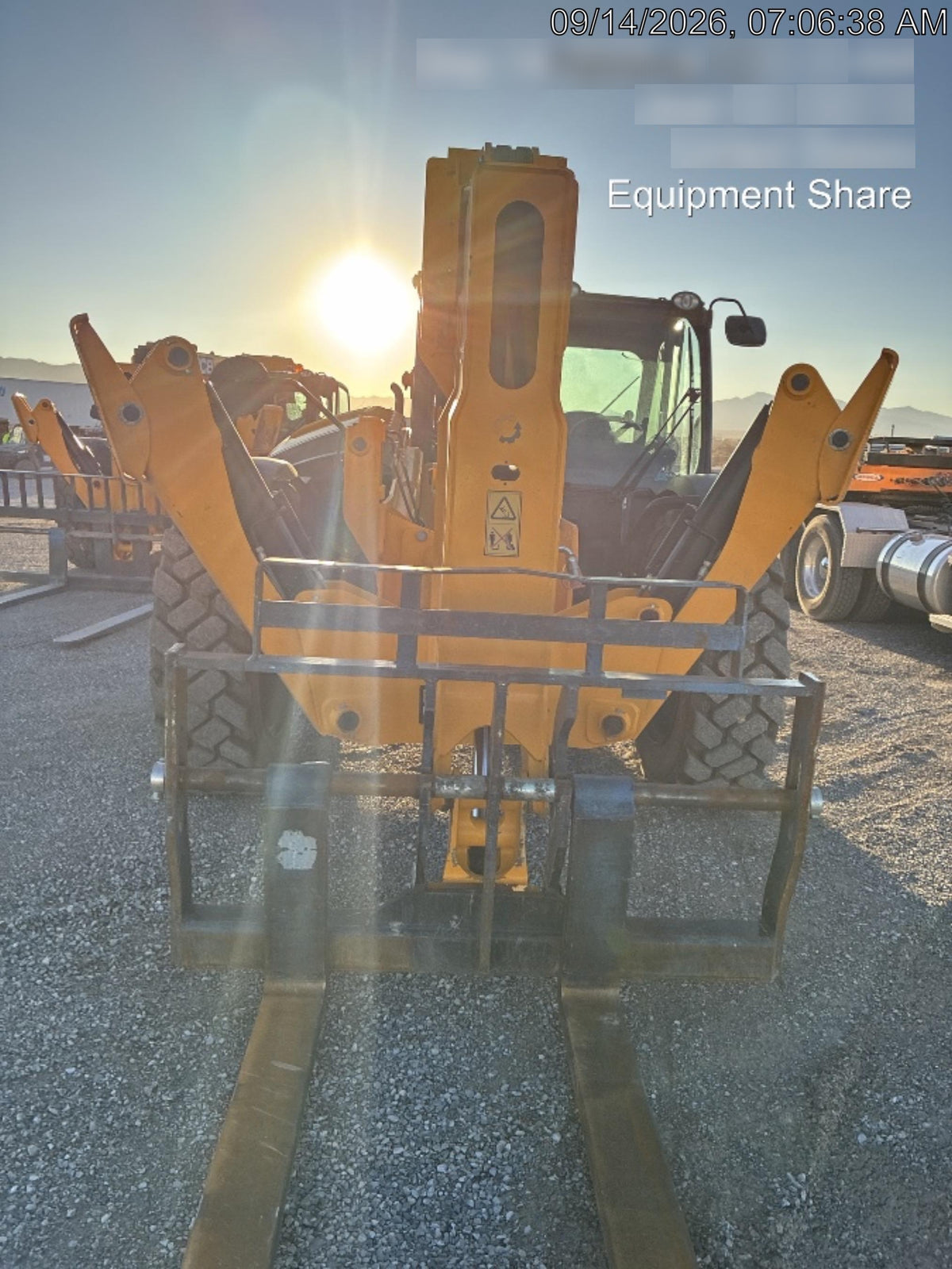 2025 JCB 512-56