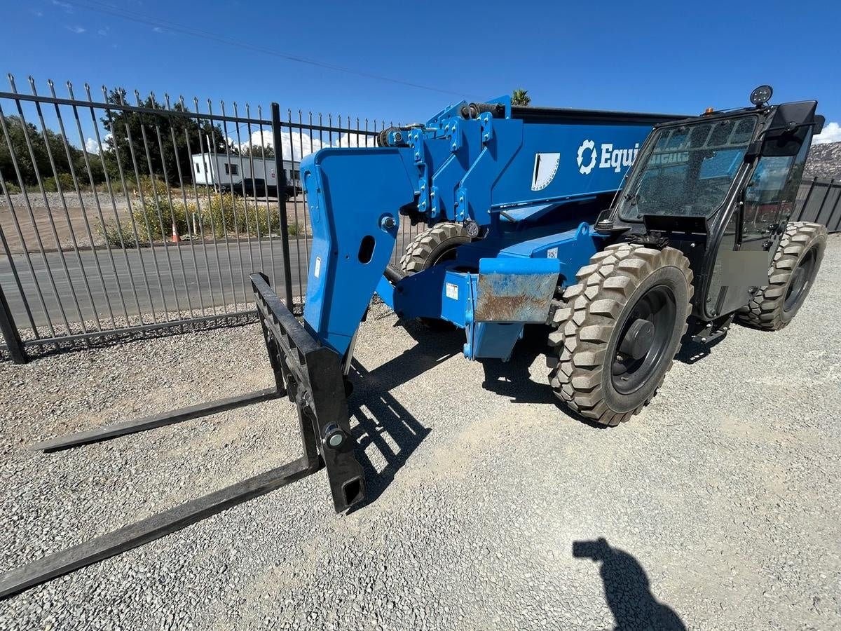 2024 JLG 1001095418S