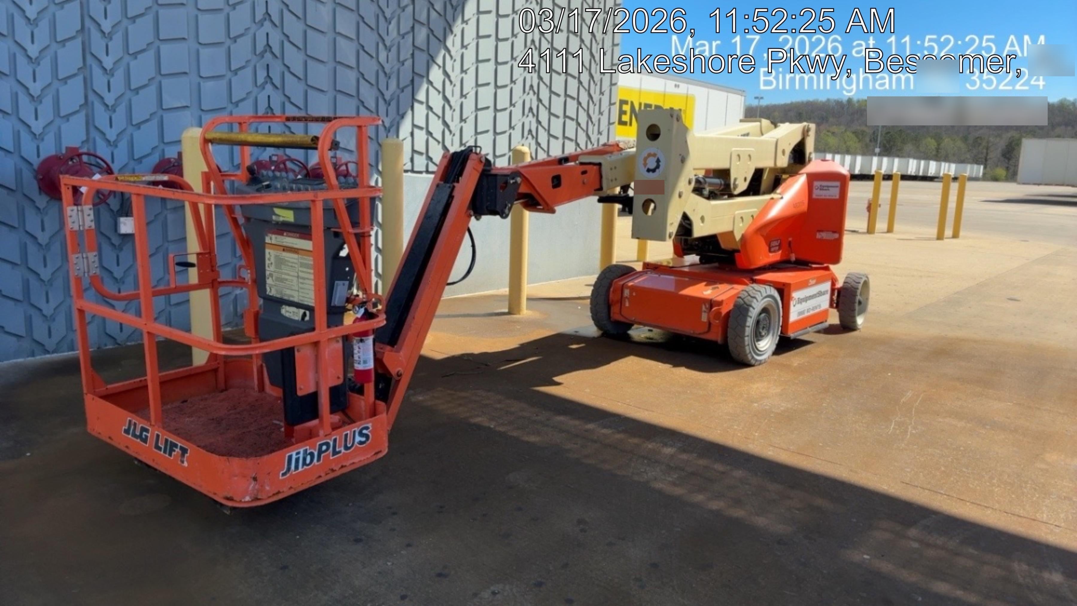 2019 JLG E400AJPN