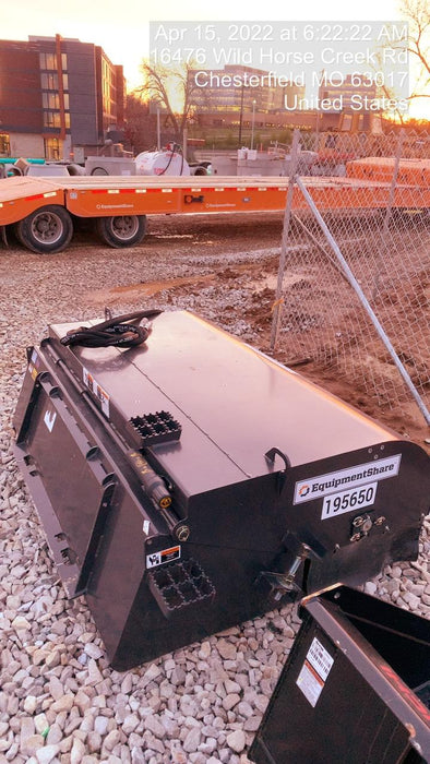 2021 PALADIN Sweepster SB72