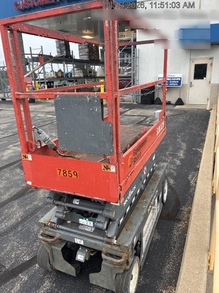 2018 Skyjack SJIII-3219 Skyjack SJIII3219 Scissor Lift w/Trojan Batteries
