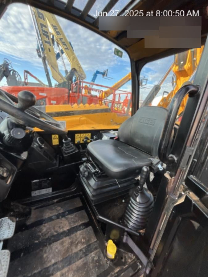 2025 JCB 510-56