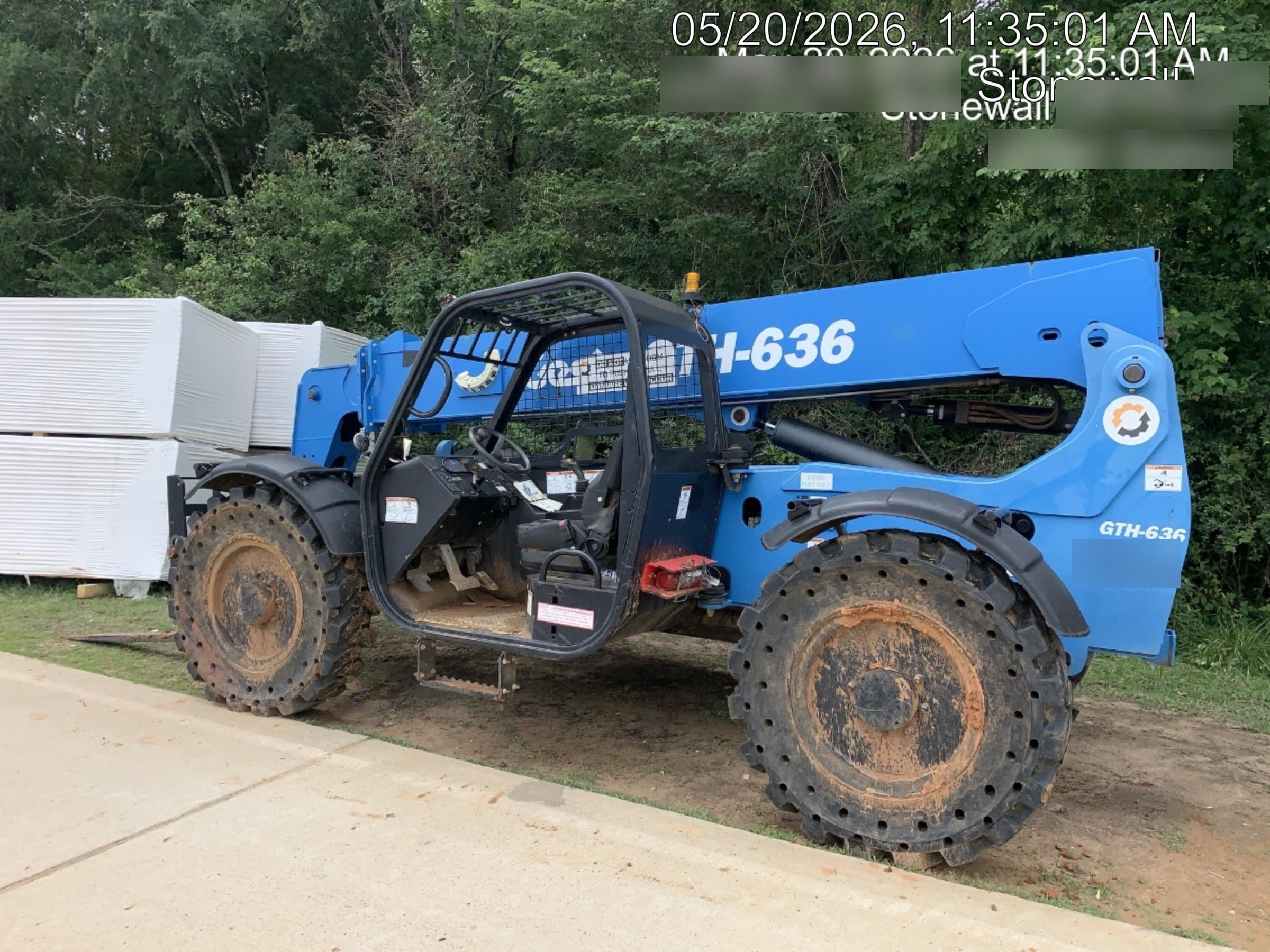 2018 Genie GTH-636 Genie GTH-636 w/Open ROPS, Work Lights, Solid Tires, RH Cab Mesh, Beacon, 48" Carriage and Forks