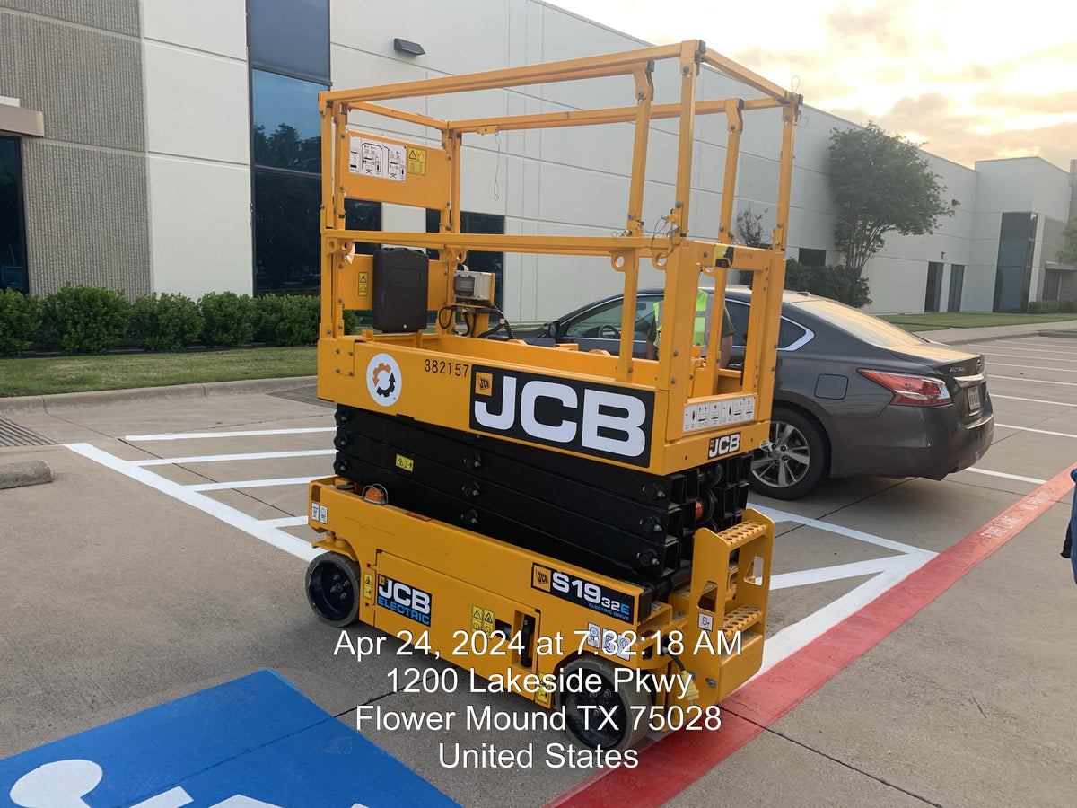 2024 JCB S1932E