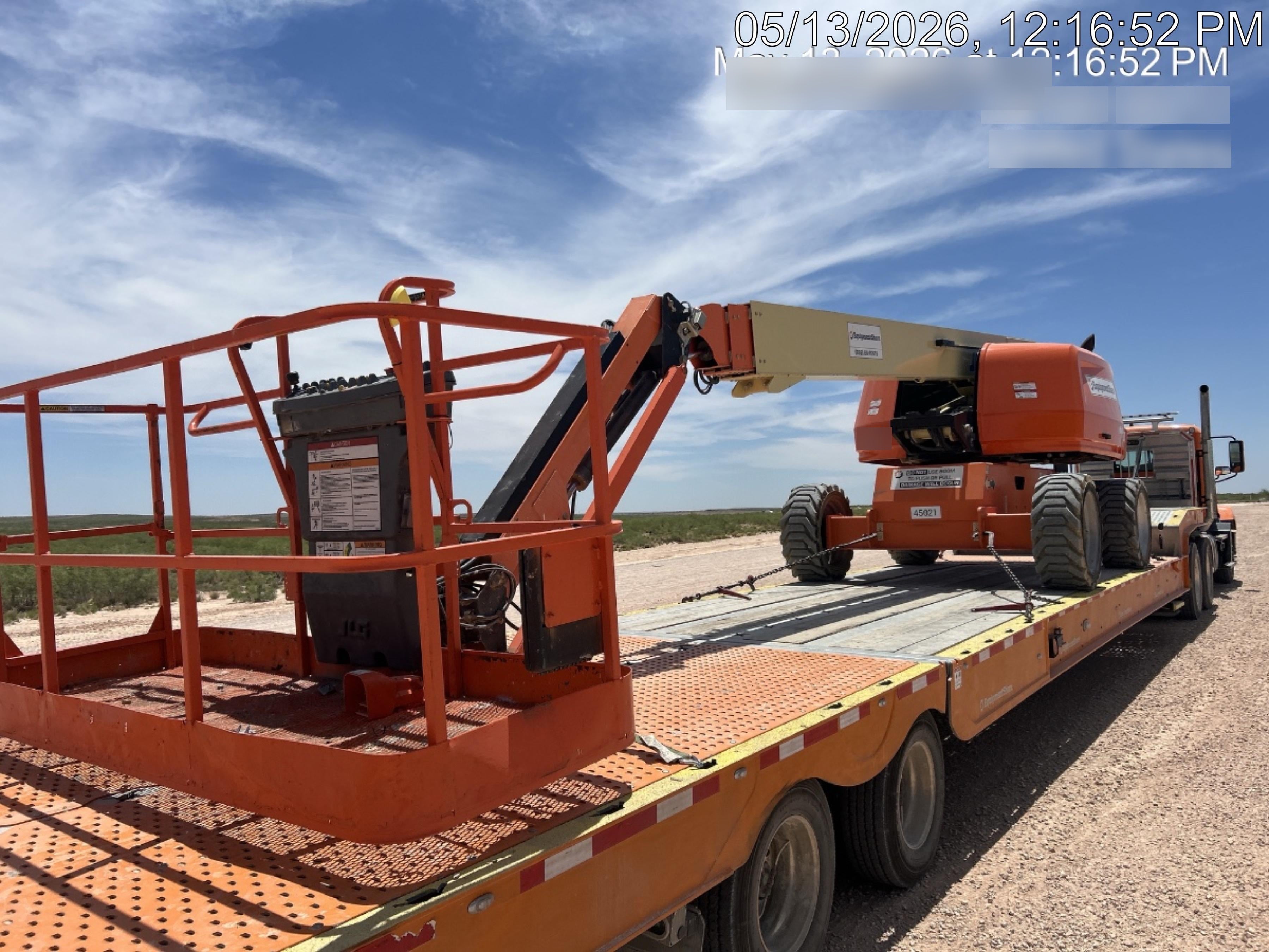 2019 JLG 660SJ