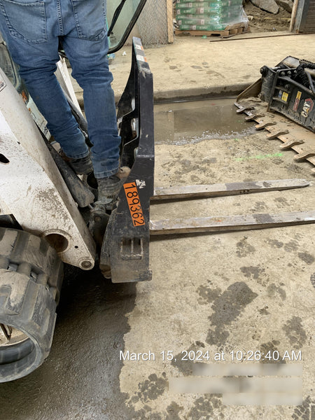 2021 PALADIN 48" Pallet Forks - Paladin