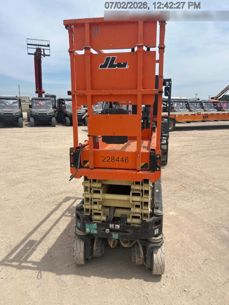 2022 JLG ES1932