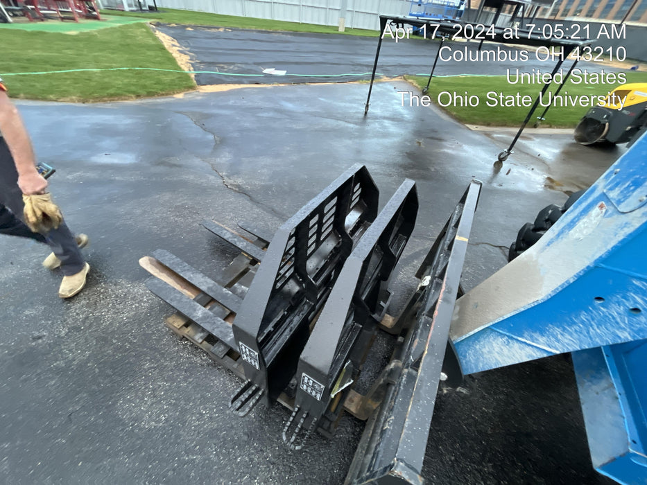 2022 PALADIN 48" Pallet Forks - Paladin