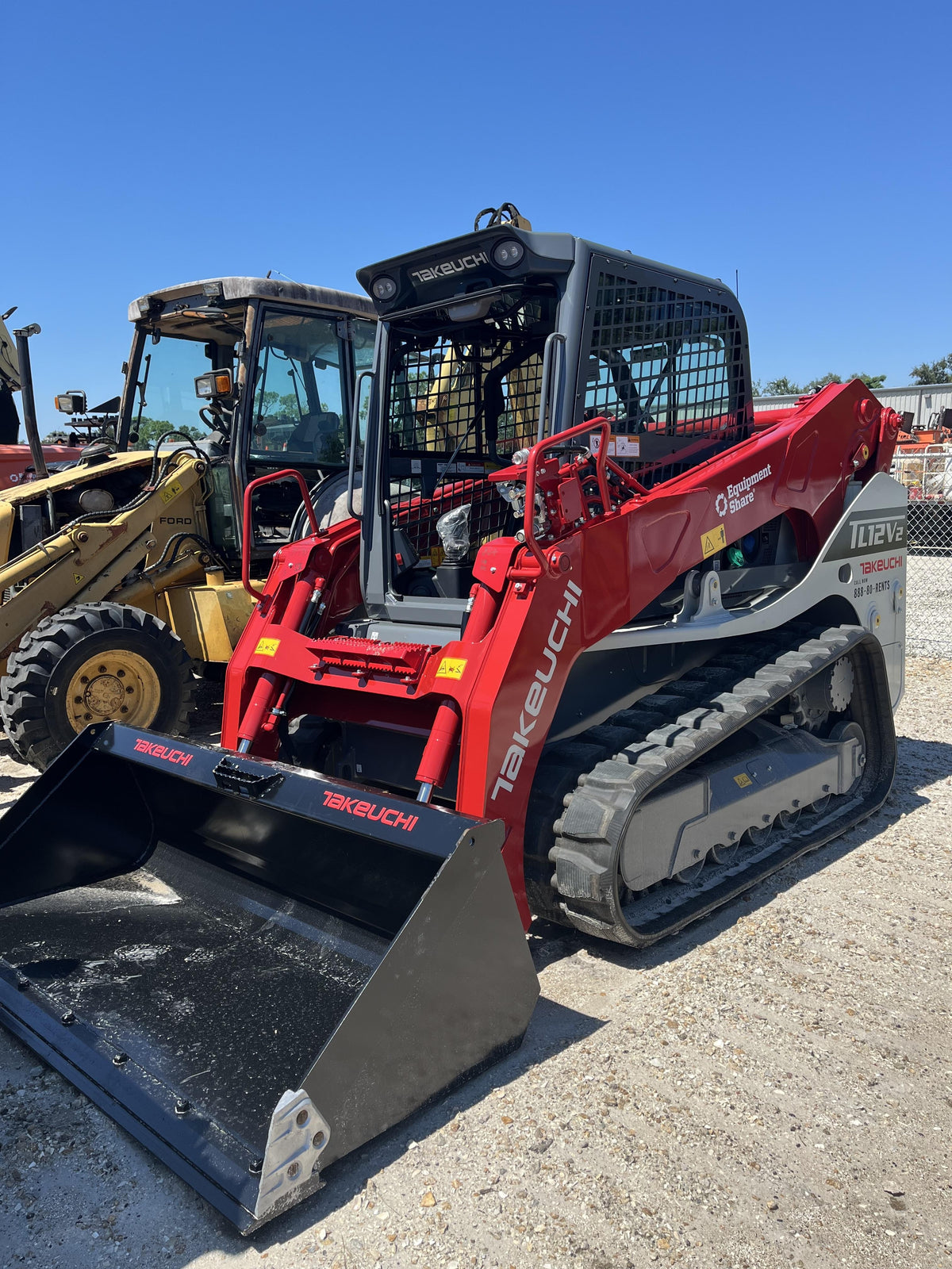 2025 TAKEUCHI TL12V2-CR