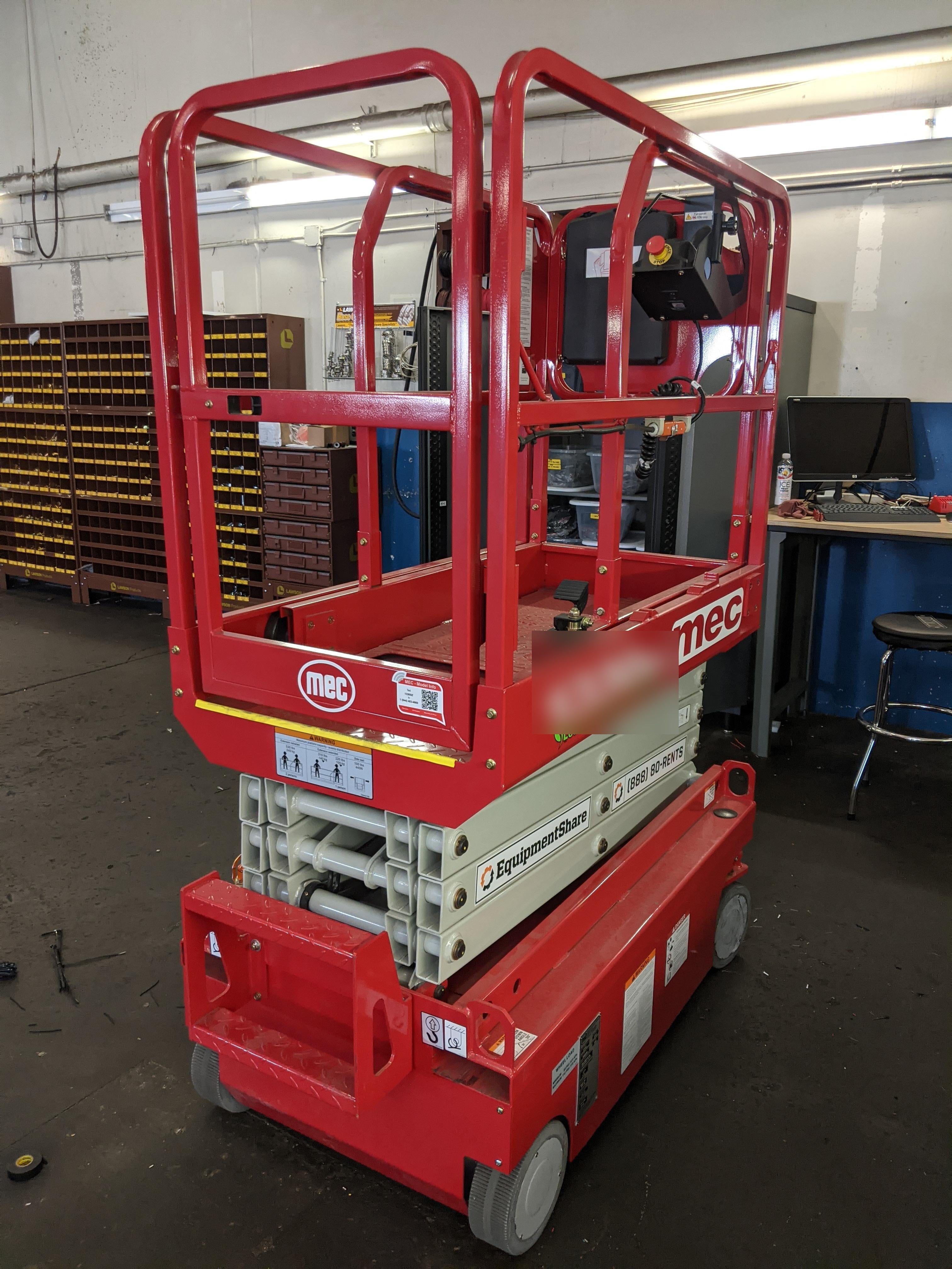 2020 MEC 1330SE Solid NM Tires, Steel Swing out Doors, LCS, Beacon, 900W Invertor