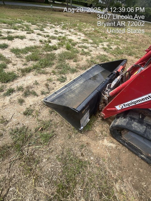 2025 JOHN DEERE 84" Bucket - John Deere