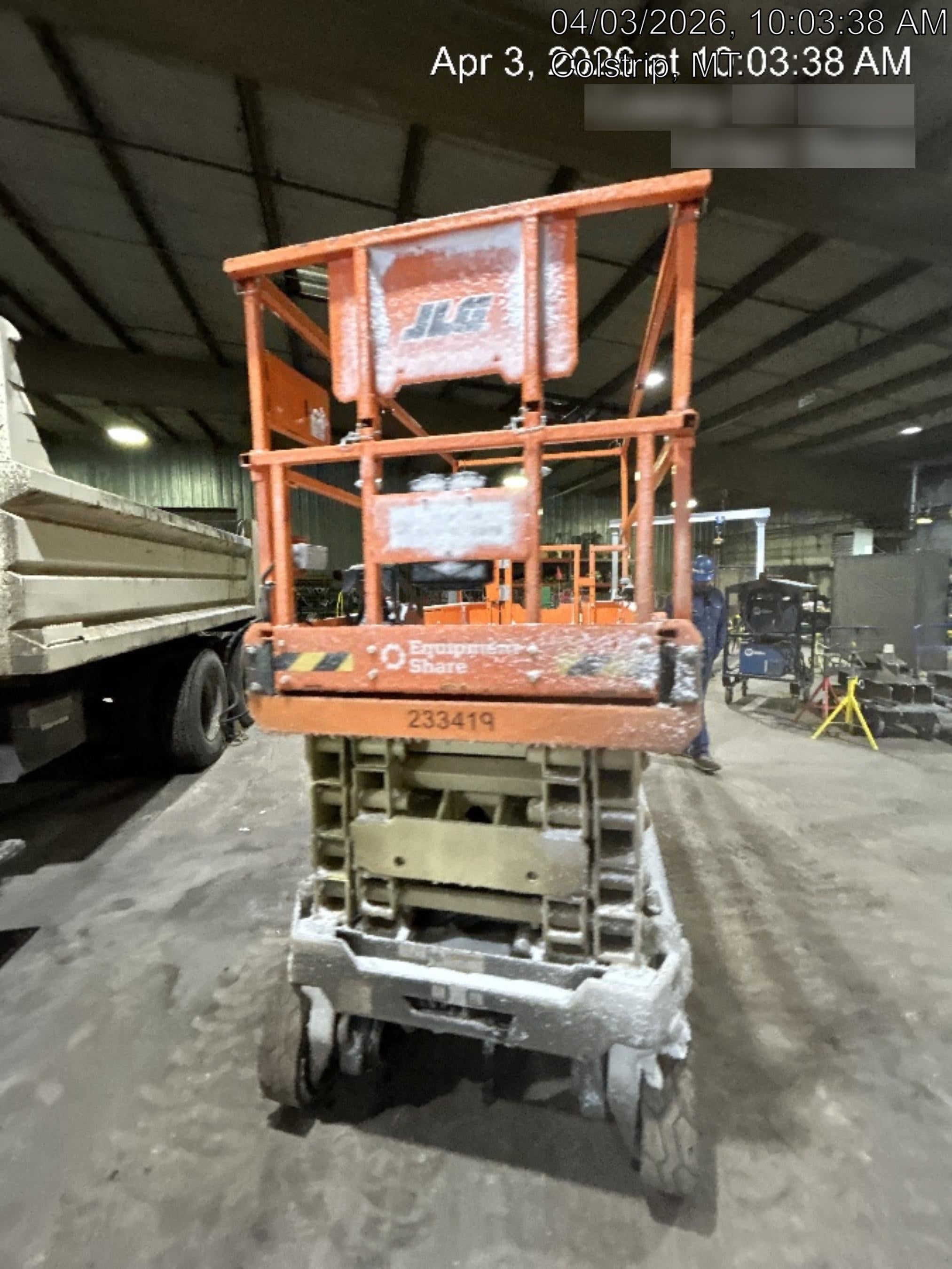2022 JLG ES3246