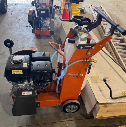 2023 HUSQVARNA FS400