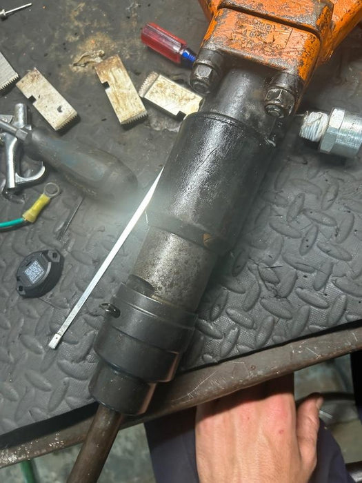 2021 MICHIGAN PNEUMATIC ES-CH3R-TRACKER